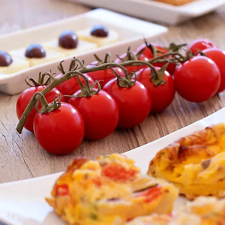 Artemis Seaside Θέρετρο 4*