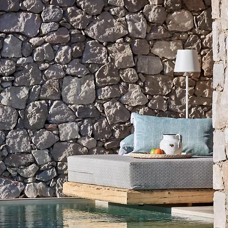 Artemis Seaside Θέρετρο 4*