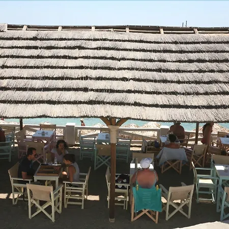 Θέρετρο Artemis Seaside