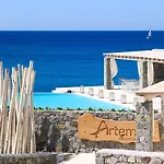 Artemis Seaside