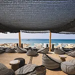 Resort Artemis Seaside 4*