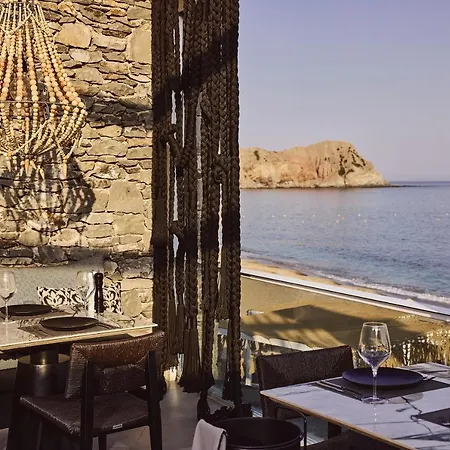 Artemis Seaside Resort 4*