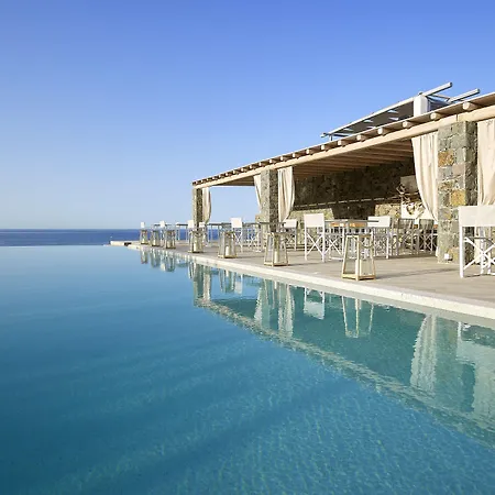 Artemis Seaside Resort 4*