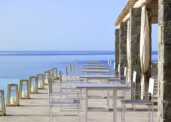 Resort Artemis Seaside 4*